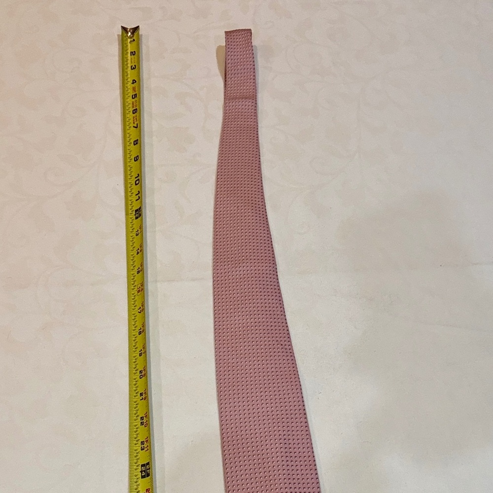 Ermenegildo Zegna - Pink and Gray Geometric Print!